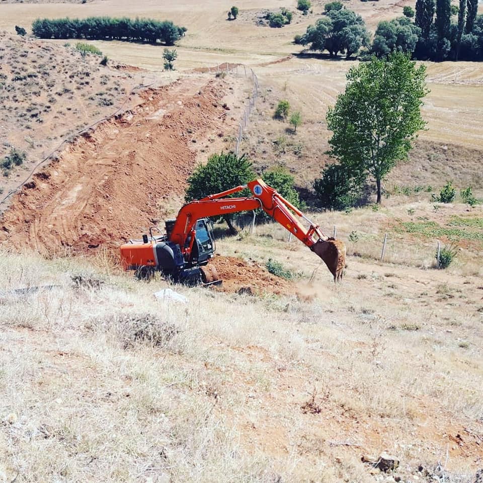 Kayı Mahallemizde 2450 metrelik içme suyu hat yenileme çalışması tamamlandı.